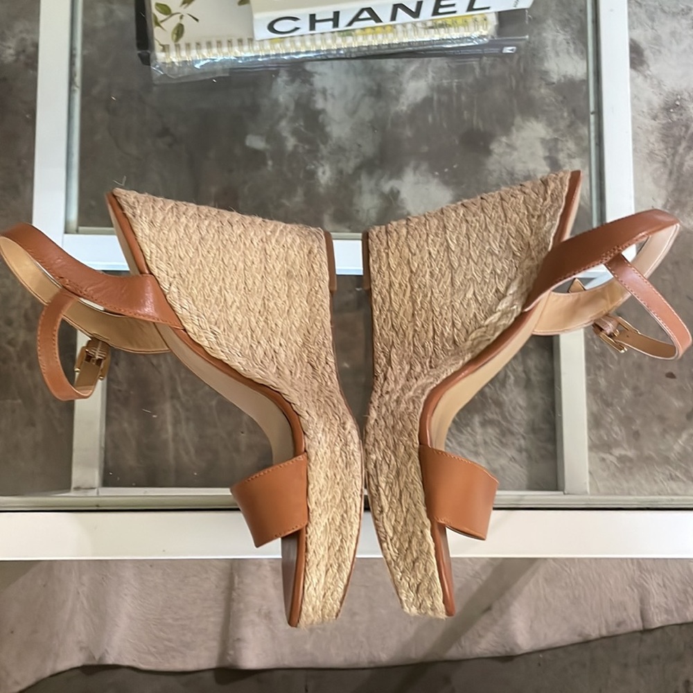 Woman’s wedges sandals - Picture 2 of 5